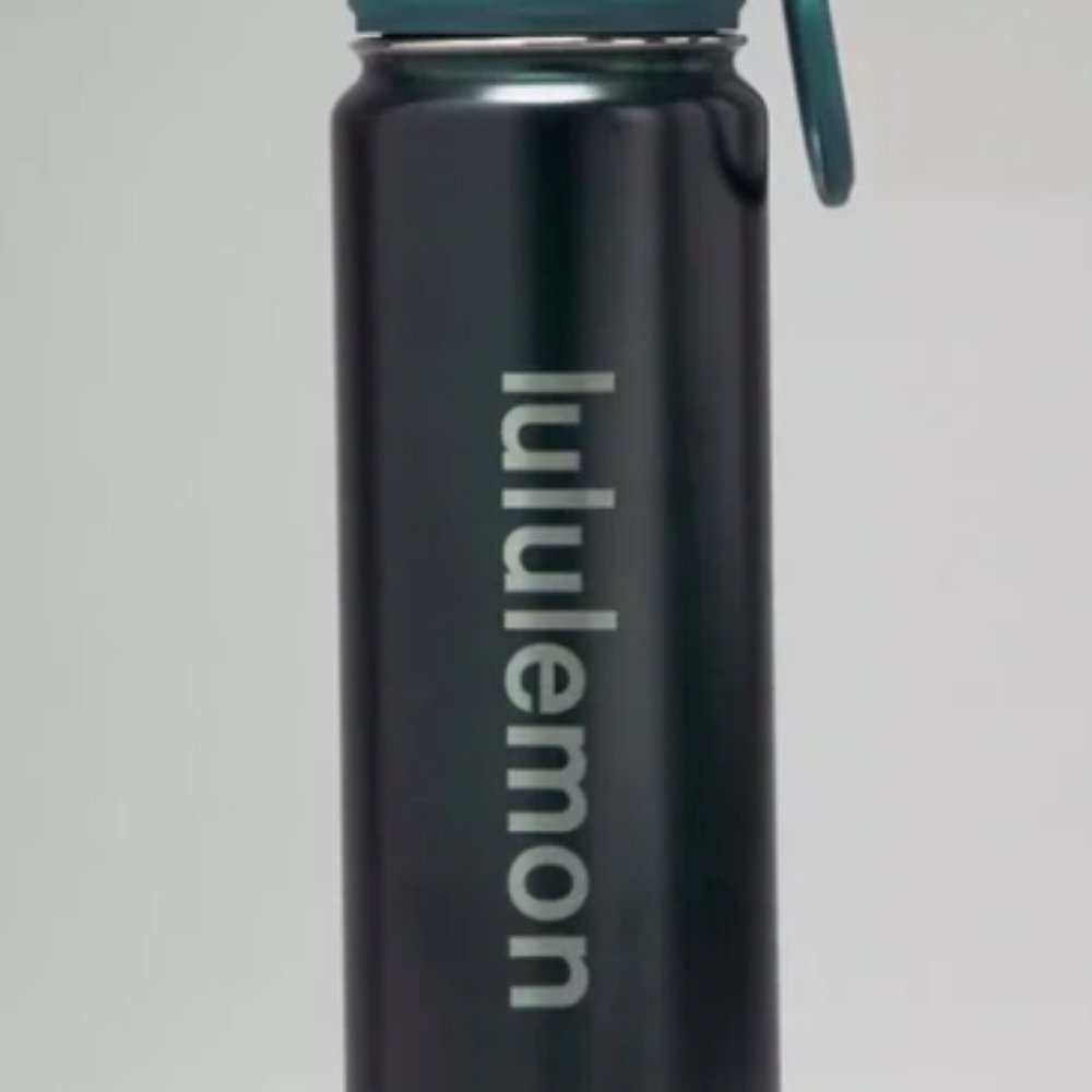 (2384) NEW LULULEMON Back to Life Sport Bottle 24oz in STORM TEAL - Picture 1 of 3